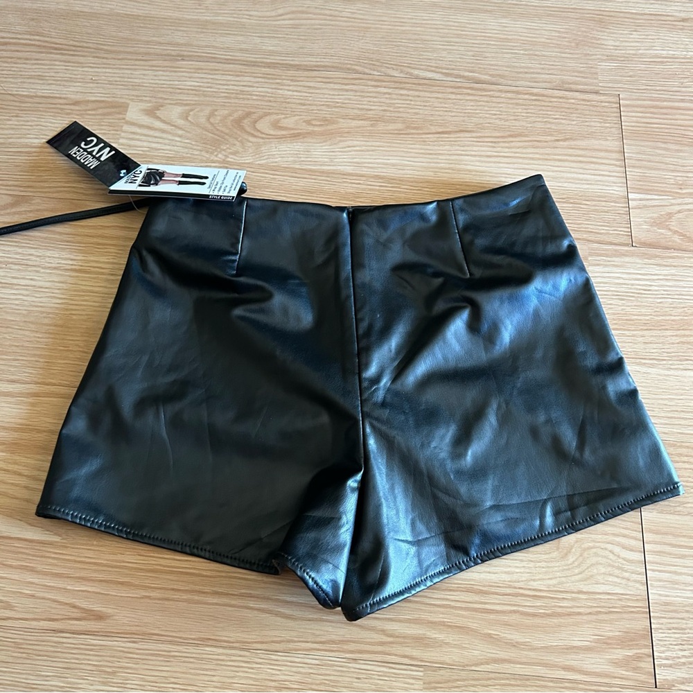 NWT Madden NYC Black Faux Leather Wrap Skort Small - Picture 9 of 9
